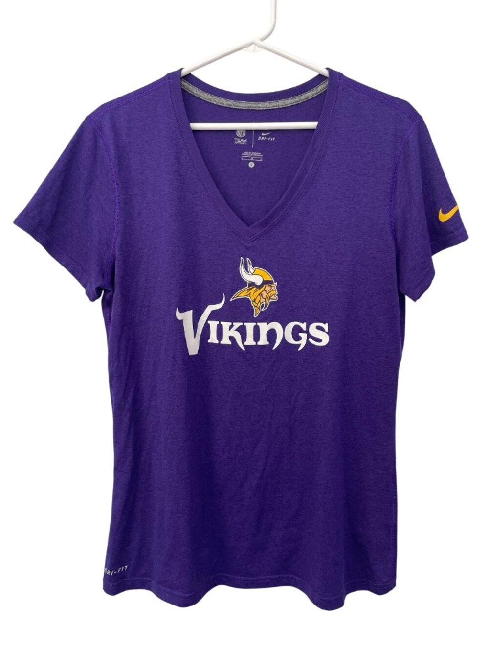 Nike Dri Fit Graphic Tee Large NFL Vikings Team Apparel TShirt Purple Athleisure